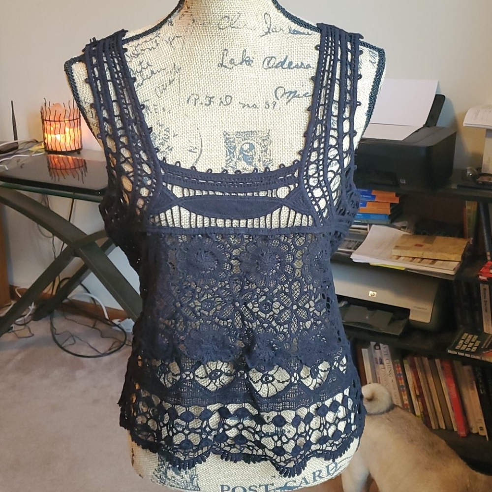 Forever 21 crochet overlay tank top size Large